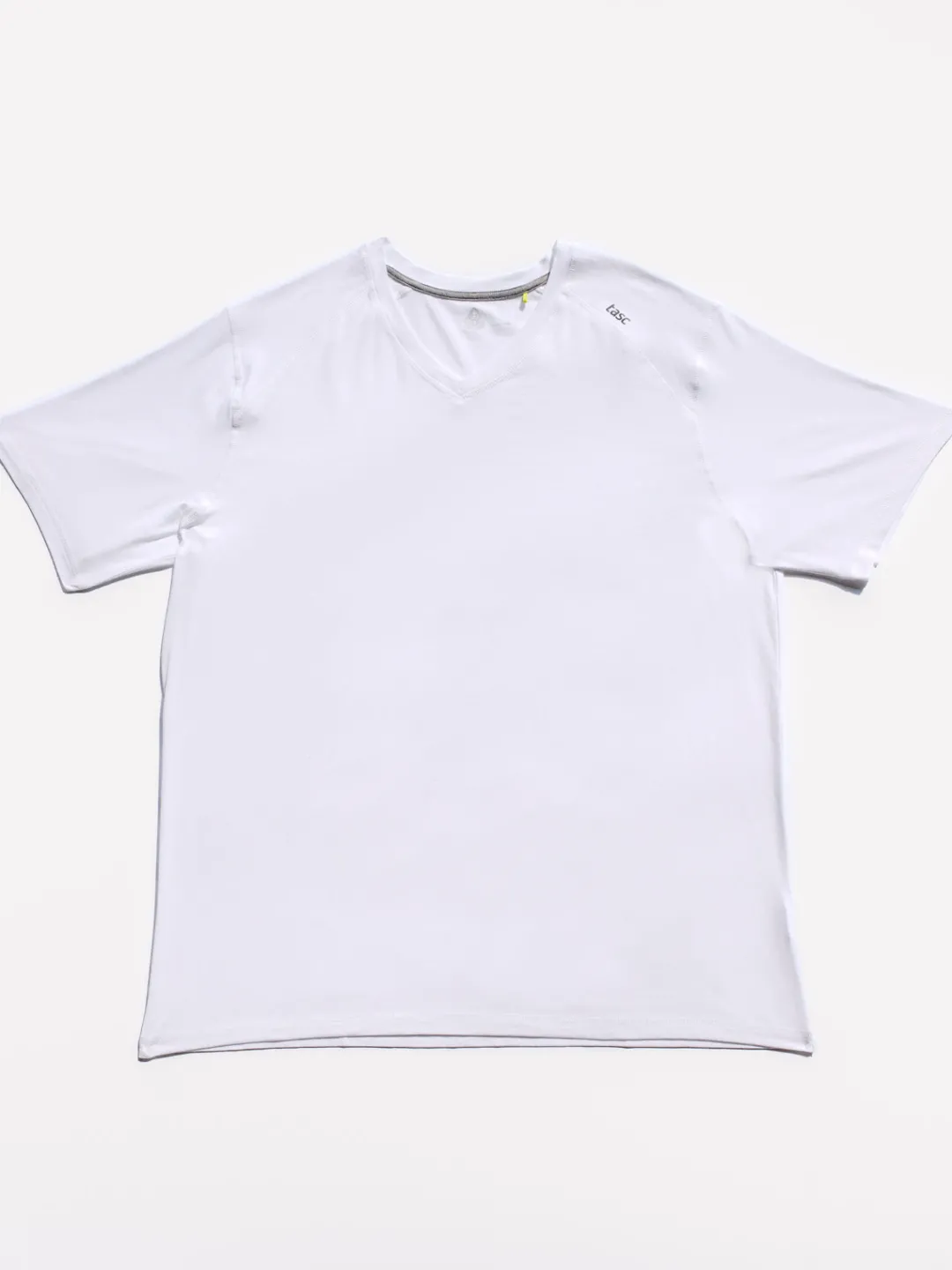 tasc Carrollton Fitness V-Neck T-Shirt | Men's Apparel | Performance
