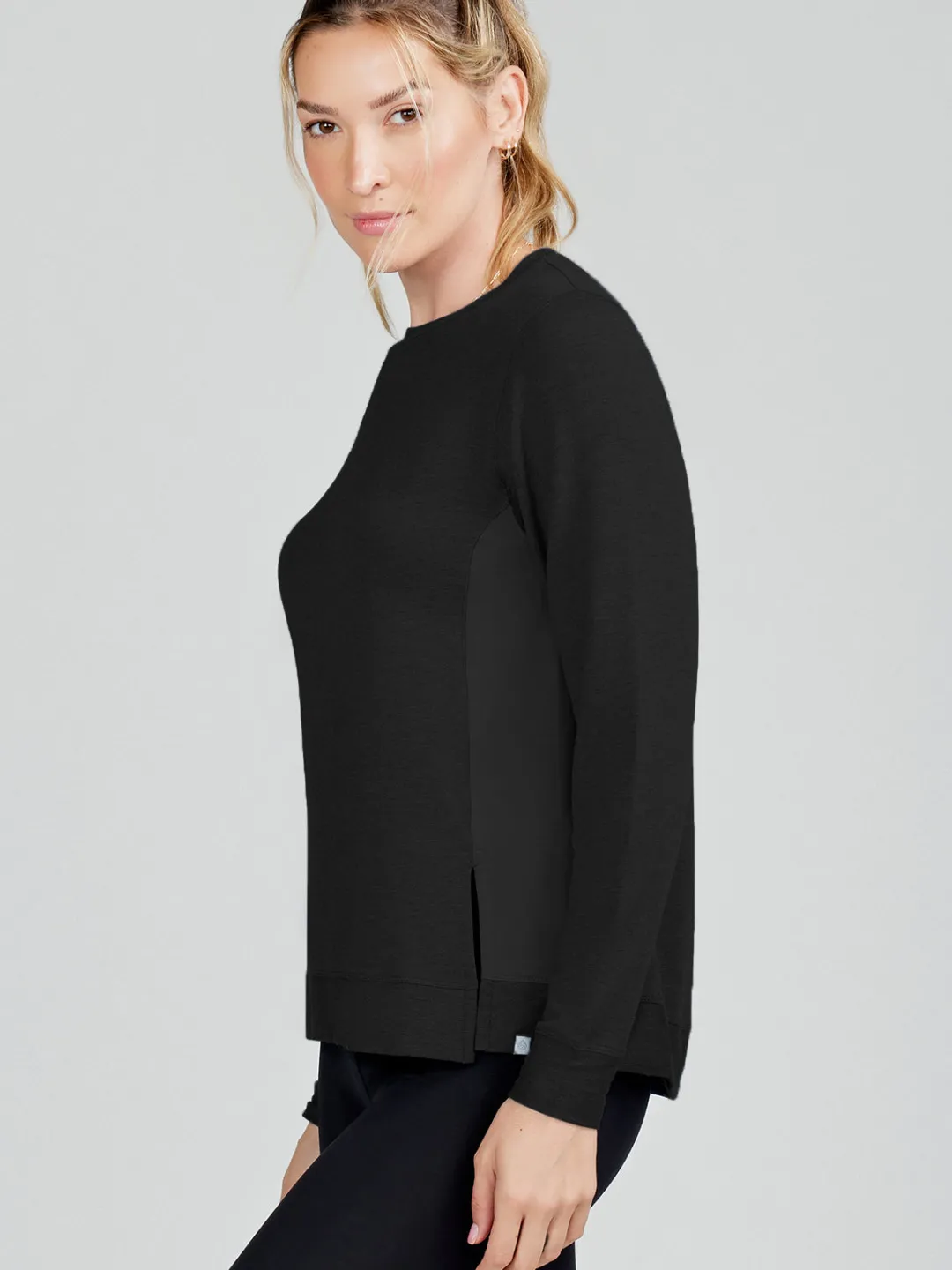 Women tasc Riverwalk French Terry Sweatshirt 2.0