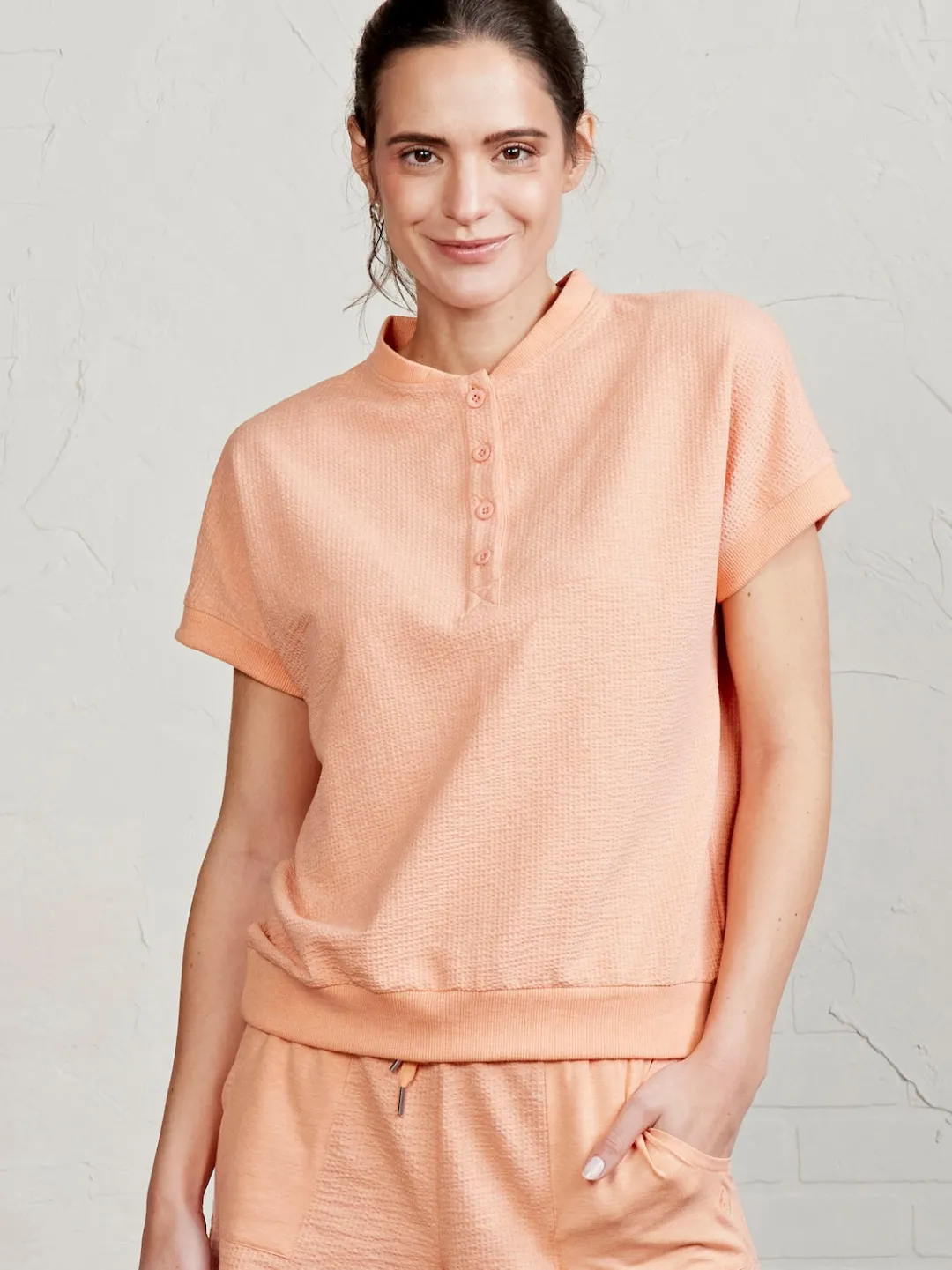 Women tasc Villa Knit Seersucker Short Sleeve Henley