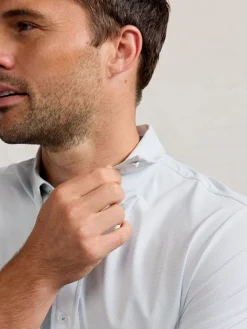 tasc Wayfarer Tailored Fit Performance Button Down